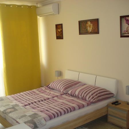 Eszter Apartman Erlau Exterior foto