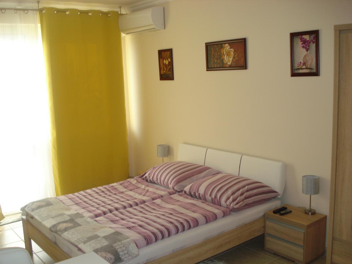 Eszter Apartman Erlau Exterior foto