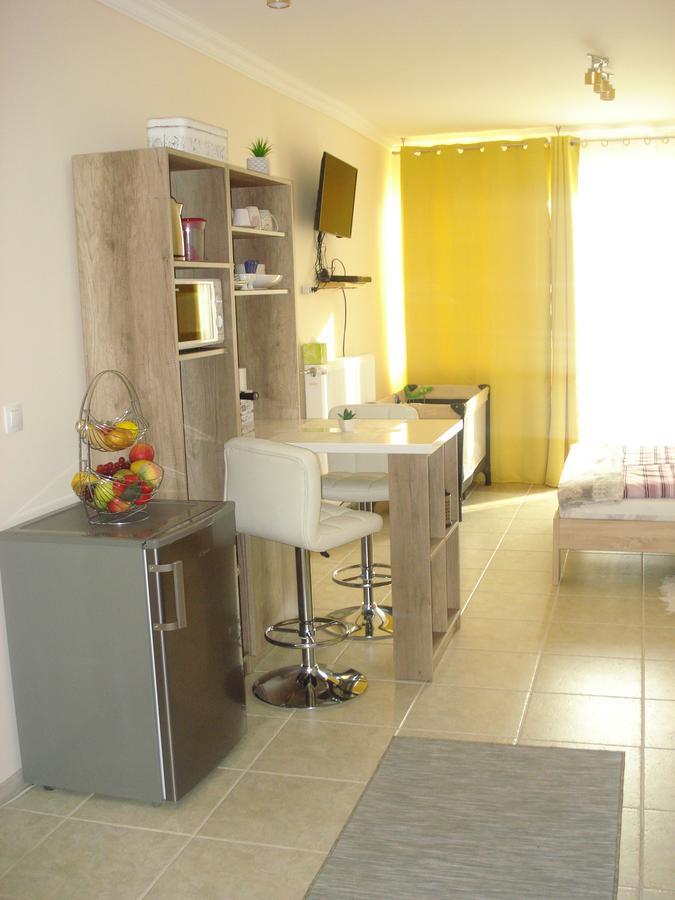 Eszter Apartman Erlau Exterior foto