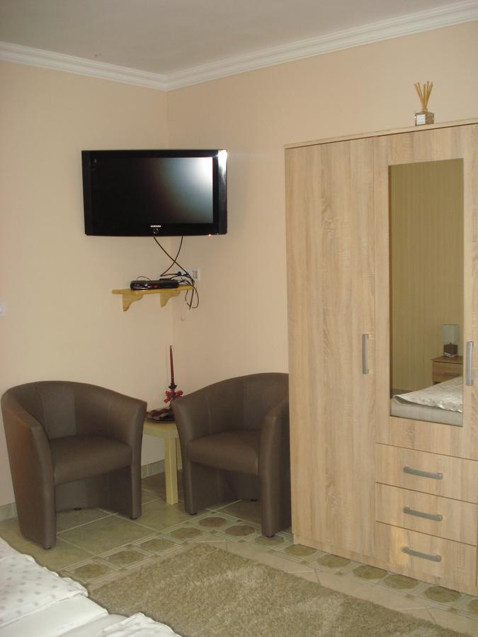 Eszter Apartman Erlau Exterior foto